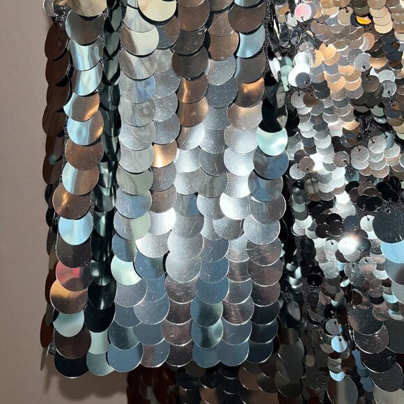 H & M Black & Silver Giant Sequin Long Sleeve High Neck Swing Dress EUC Small - Picture 9 of 16